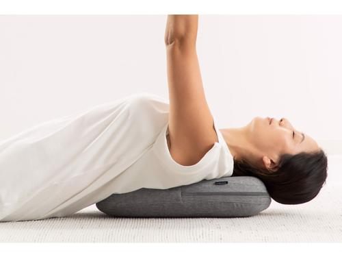 肩もみ指圧枕「ＫＡＴＡーＭＯＭＹ（カタモミー）」